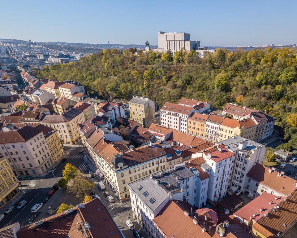 Downtown Suites Chlumova Prag Eksteriør billede